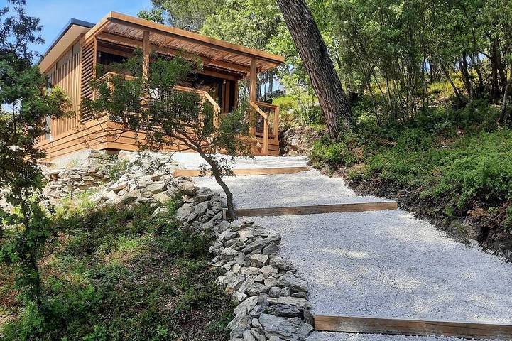 Chalet pour 4 personnes, avec terrasse et piscine - 1
