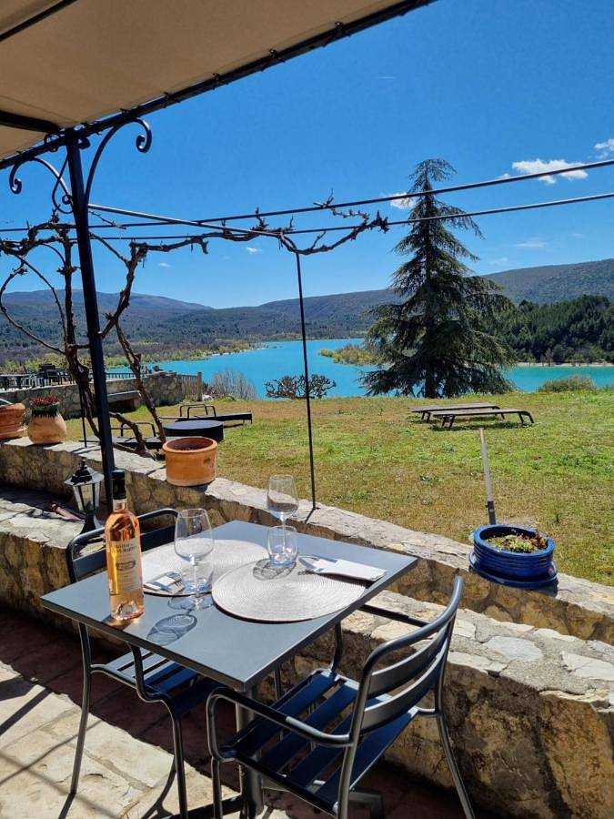 Hôtel pour 2 personnes, avec vue et jardin à Les Salles-sur-Verdon - 4
