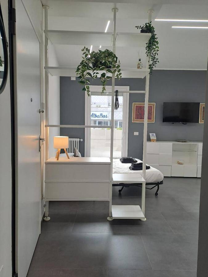 Appartamento intero, Apartment in Torvaianica, Provincia di Roma