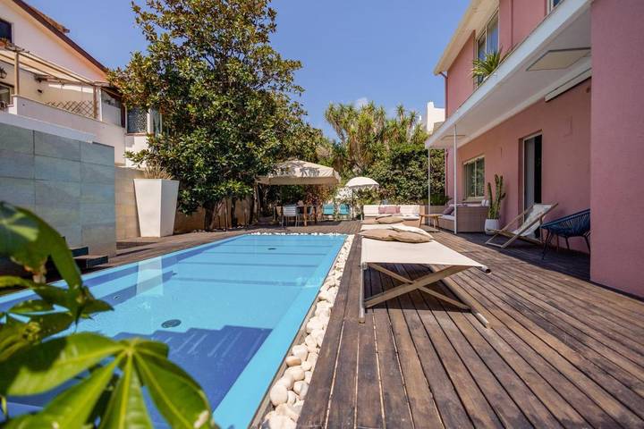 Maison d’hôte pour 4 personnes, avec Jacuzzi et Terrasse ainsi que Jardin et Bassin pour enfant à Palerme - 2
