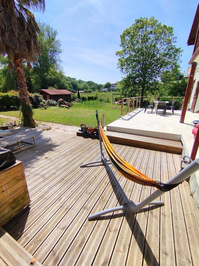 Location de vacances pour 5 personnes, avec jardin ainsi que terrasse et vue à Ahetze - 2