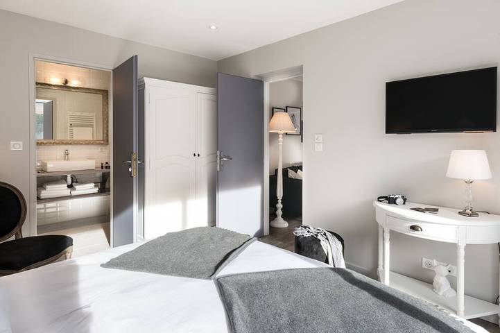 Apartamento entero, Ski Spa, Les 3 Vallées, acogedor apartamento "Aster" vista a la montaña in Brides-les-Bains, Massif de la Vanoise