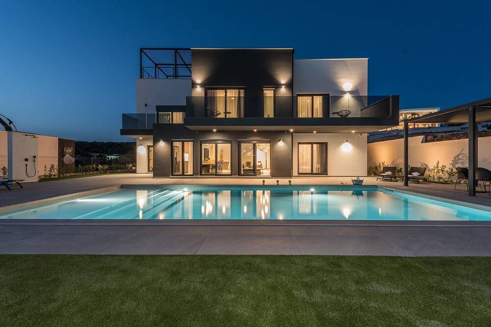 Villa for 10 People in Novalja, Pag Island