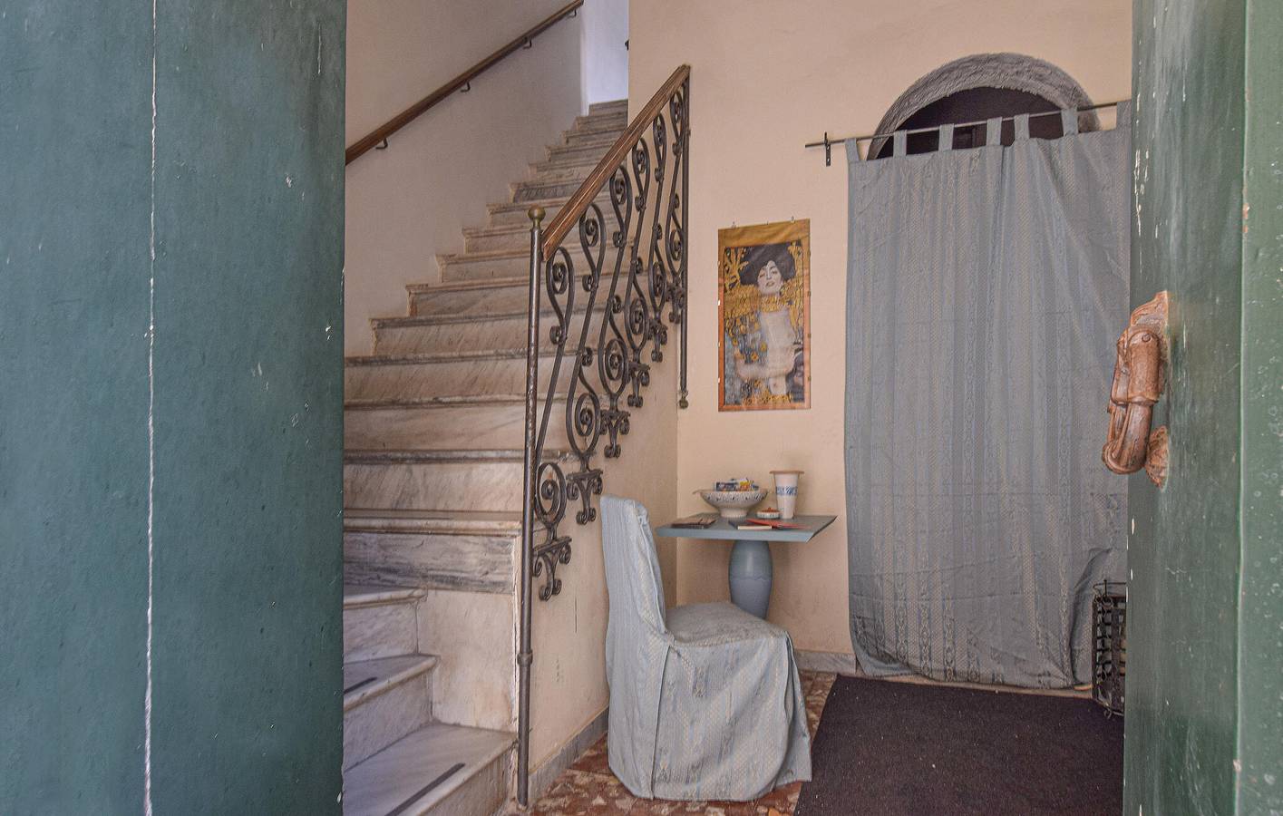 Appartement de vacances entier, Appartement en bord de mer avec climatisation et terrasse in Sant'Agata di Militello, Province de Messina
