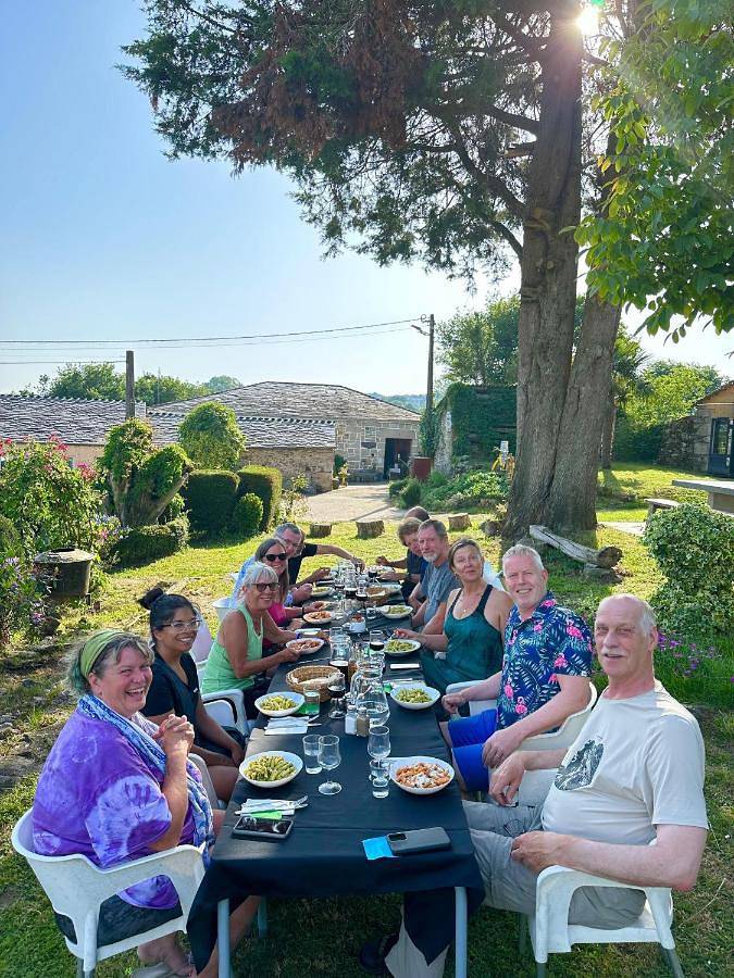 Location de vacances pour 20 personnes, avec jardin et vue ainsi que terrasse et piscine à Sarria (Lugo) - 2