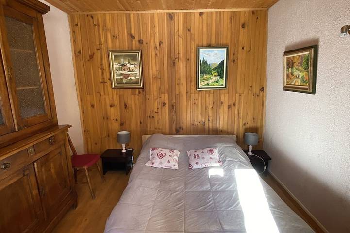 Gîte pour 9 personnes, avec jardin et balcon à Molines-en-Queyras - 2
