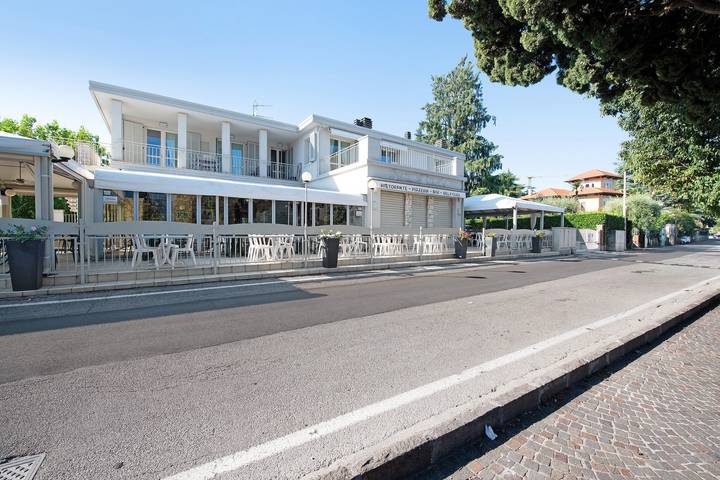 Ferienwohnung für 6 Personen, mit Seeblick in San Felice del Benaco