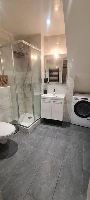 Appartement entier, Three-Bedroom Apartment in La Chapelle-en-Serval, Oise