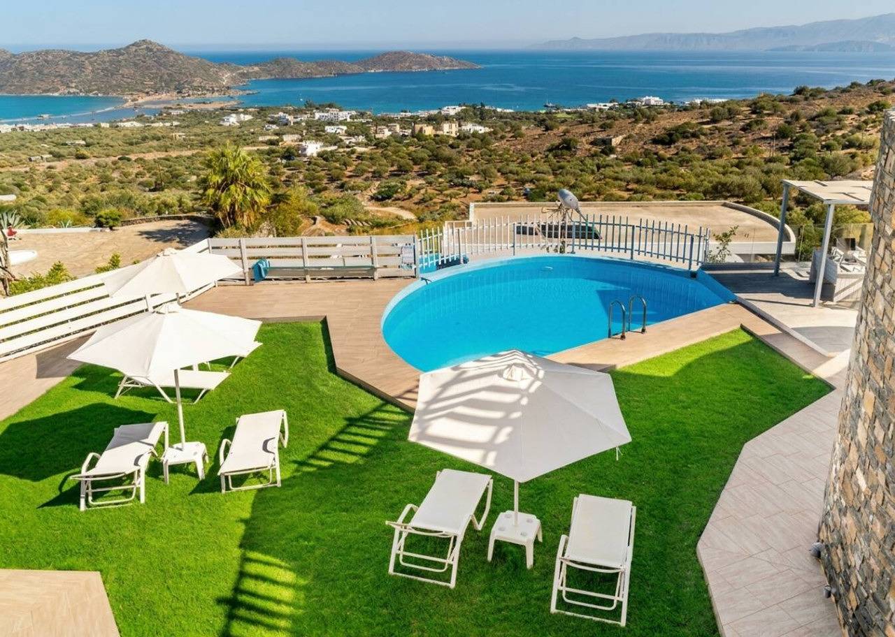 Seaview Villa Private Pool & Bbq, near Elounda Bay in Elunda, Lasithi