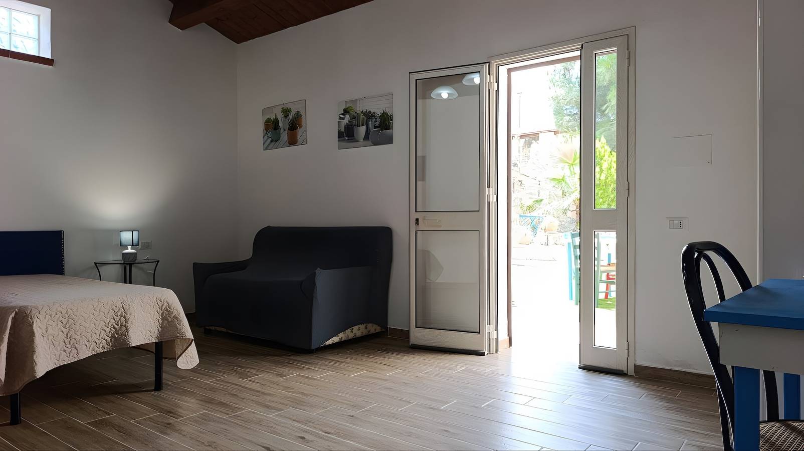 Apartamento entero, New Life Villalba Resort - Apartamento '106' con terraza compartida, Wi-Fi y aire acondicionado in Villalba, Provincia de Caltanissetta