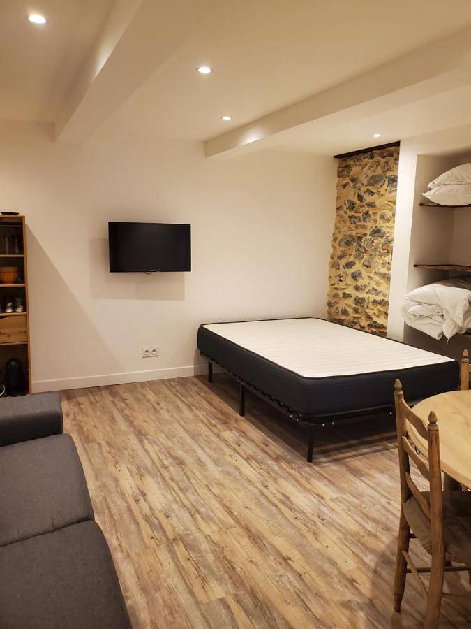 Appartement entier, Studio rez de chaussée maison proximité station ski in Vizille, Isère
