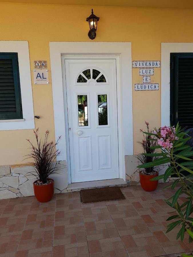 Villa in Altura, Distrito de Faro