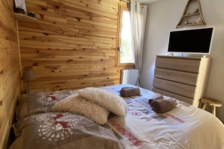 Gîte pour 6 personnes, avec terrasse et jardin dans Auron - 4