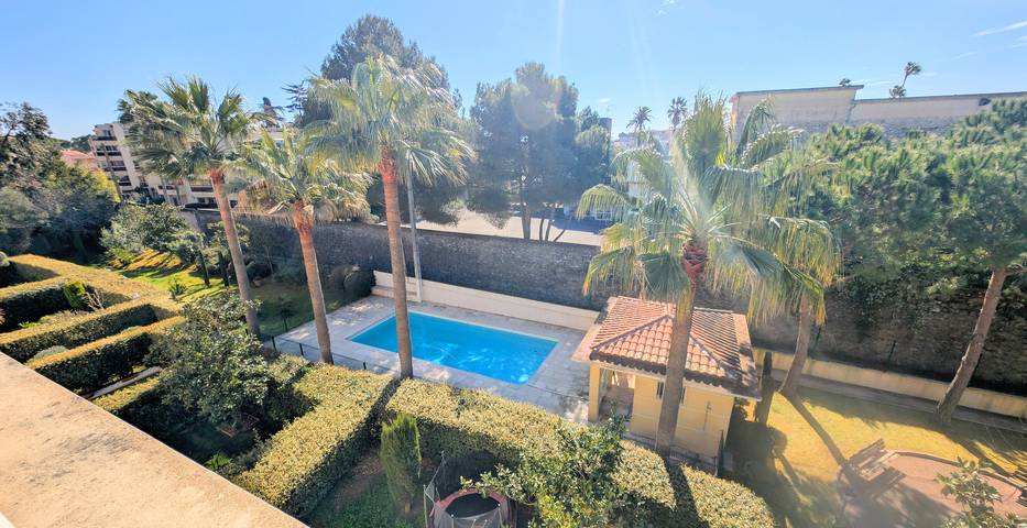 Gîte pour 6 personnes, avec piscine et terrasse dans Golfe-Juan - 3