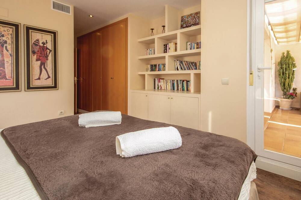 Entire apartment, Awesome apartment in Estepona with Wifi in La Resina, Estepona