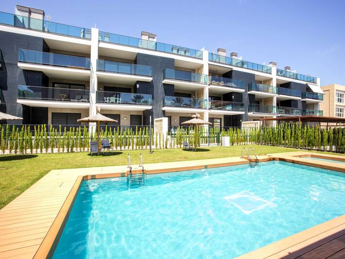 Vakantieappartement voor 6 personen, with kinderzwembad and terras as well as uitzicht and tuin in Jávea