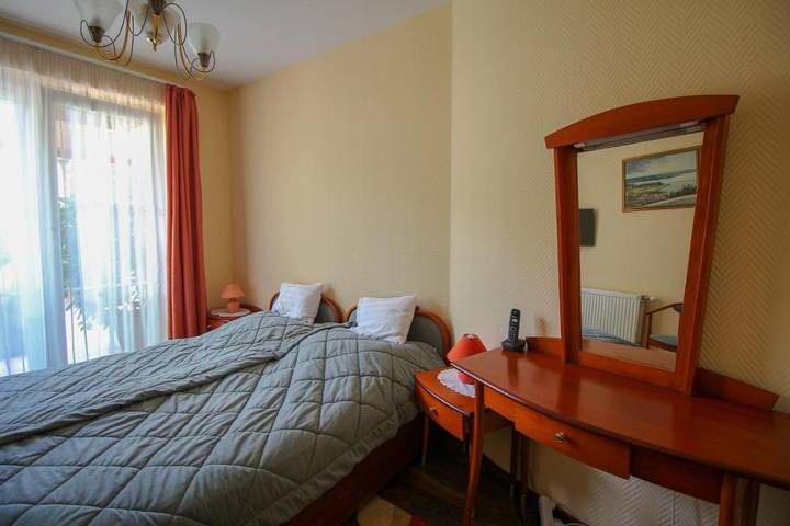 Ferienhaus für 2 Personen, mit Garten und Sauna sowie Pool und Balkon in Balatonfüred - 4