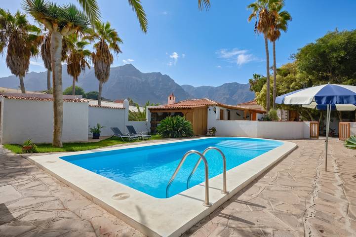 Encantadora casa con piscina en Buenavista del Norte in Buenavista del Norte, Tenerife Norte