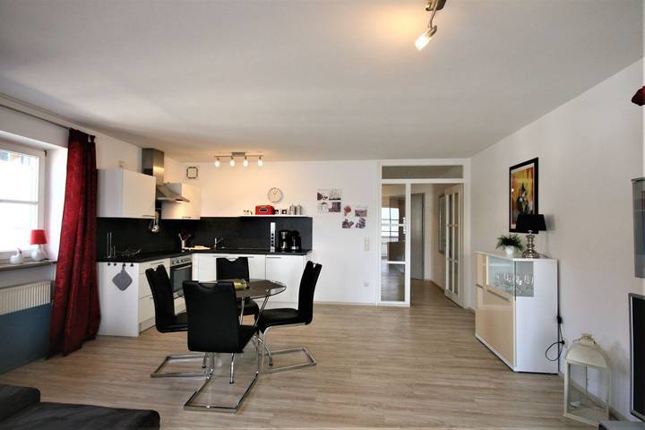 Ferienwohnung für 2 Personen, mit Balkon und Seeblick sowie Ausblick am Hopfensee - 3