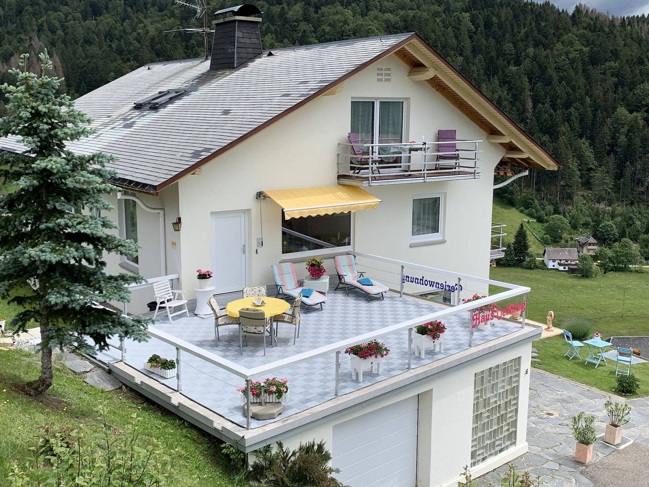 Ganze Wohnung, Ferienwohnung 'Haus Oehlberg' mit Panoramablick, privater Terrasse und Wlan in Todtmoos, Südschwarzwald