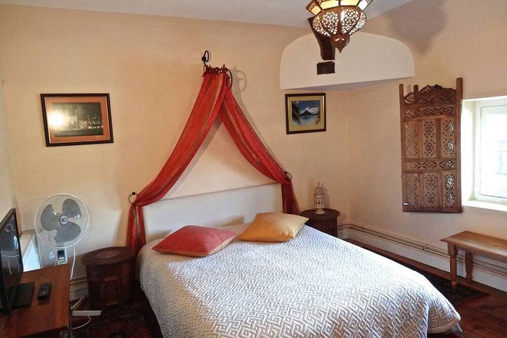 Gîte pour 5 personnes, avec jardin et piscine à Tournon-Saint-Pierre - 4
