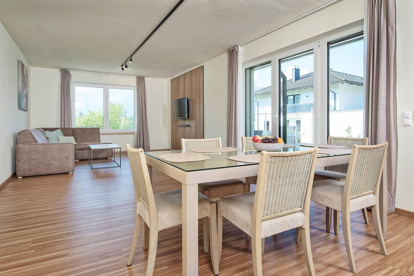 Ganze Ferienwohnung, Wohntraum, 5 Personen in Karawanken und Bachergebirge, Villach