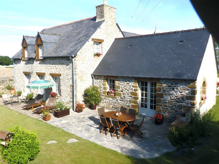 Chambre d’hôte pour 3 personnes à Saint-Méloir-des-Ondes - 2