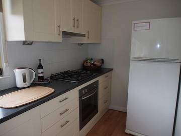 Holiday Home for 5 People in Adelaide, South Australia, Photo 2