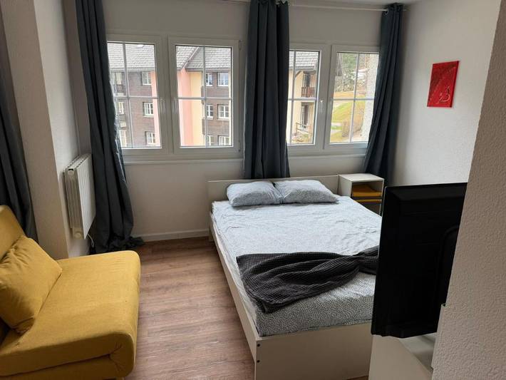 Gîte pour 2 personnes, avec vue et terrasse, animaux acceptés à Gruyères