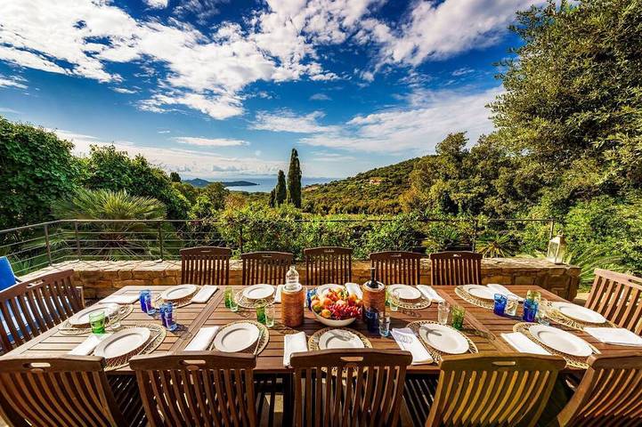 Villa für 10 Personen, mit Terrasse in Castiglione della Pescaia