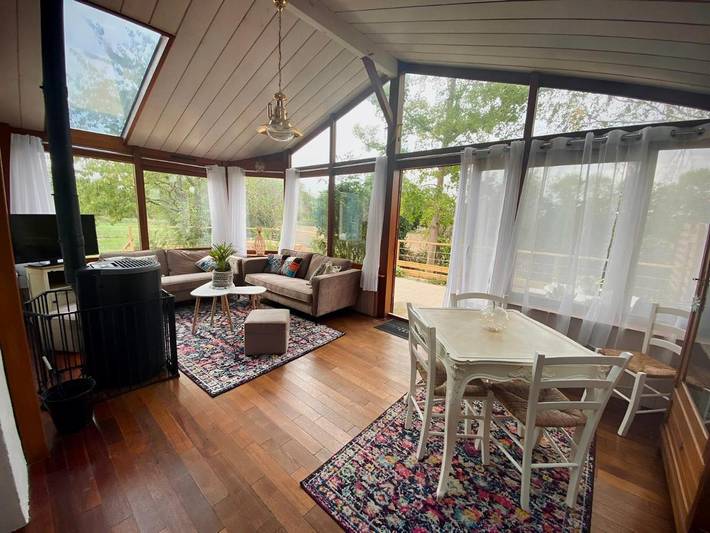 Location de vacances pour 10 personnes, avec Balcon et Terrasse ainsi que Jardin et Vue à Saint-Médard-d'Aunis