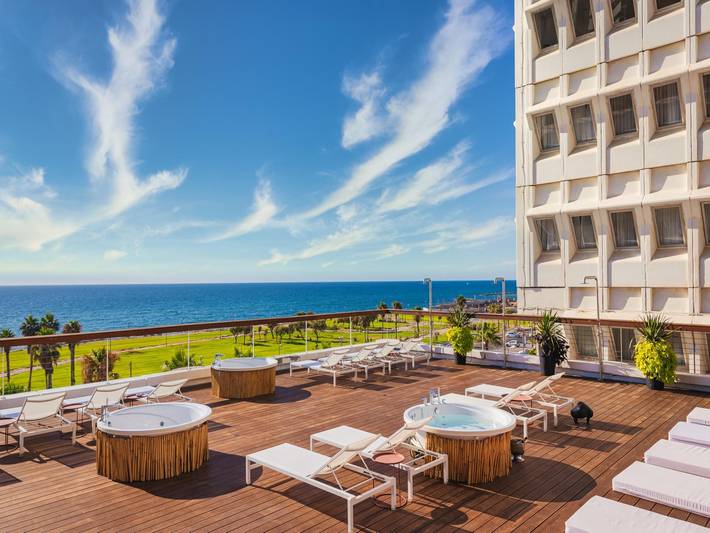 Appartement entier, Dancenter Brut Seafront Hotel Tel Aviv Chambre double exécutive avec vue sur mer in Tel Aviv, District de Tel Aviv
