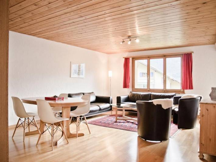 Ferienwohnung für 4 Personen, mit Balkon in Ringgenberg