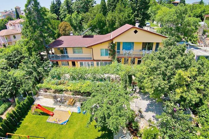 Ferienhaus für 2 Personen, mit Terrasse und Garten in Bulgarien