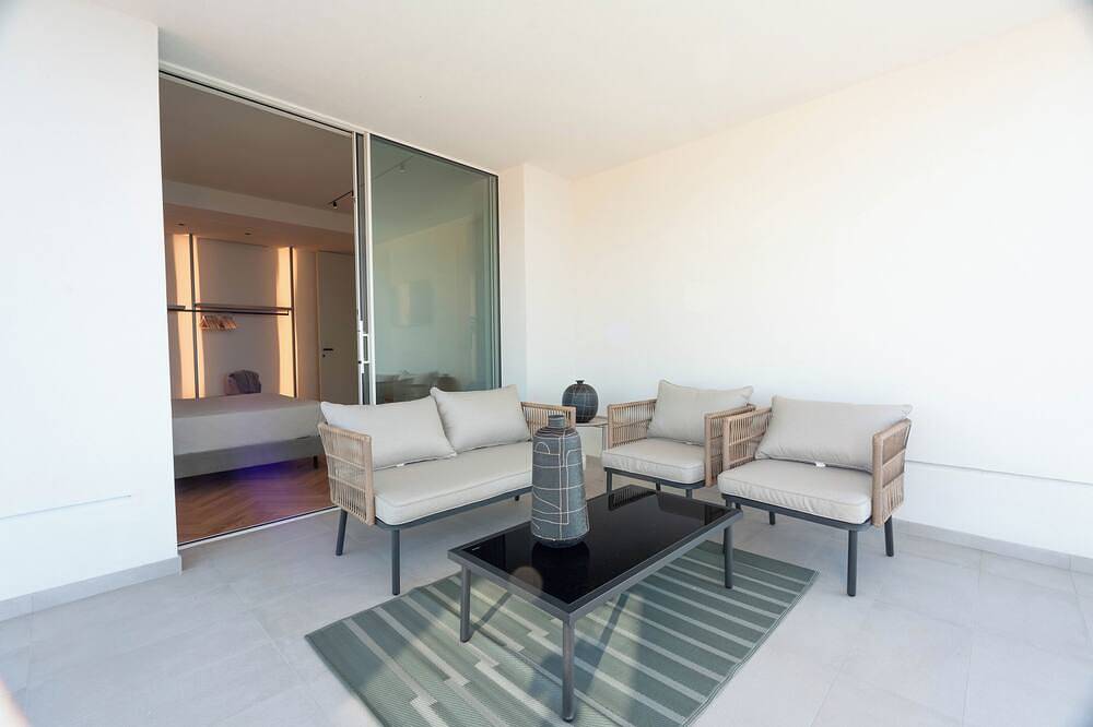 Ammare Luxury beachfront villa with pool, sauna, and direct beach access in Sicilia