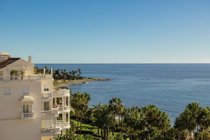 Ferienwohnung für 4 Personen, mit Pool und Meerblick sowie Balkon/Terrasse, mit Haustier in Estepona - 4