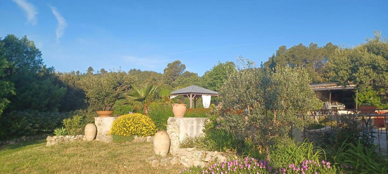 Double Room with Garden View in Figanières, Région de Draguignan