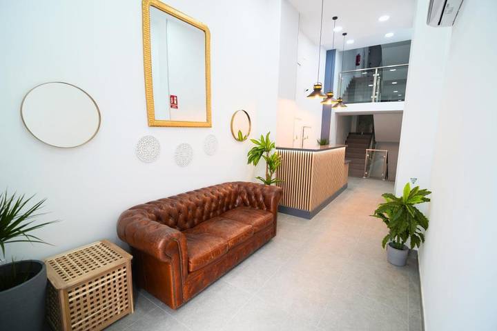 Apartahotel para 4 personas, con terraza en Málaga