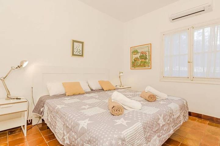 Location de vacances pour 6 personnes, avec jardin à Son Parc - 2