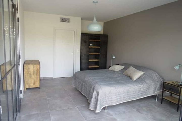 Villa pour 18 personnes, avec terrasse et jardin dans Calanques - 4