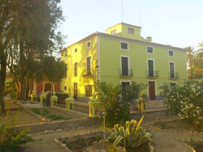 Casa rural para 30 personas, con Balcón y Terraza además de Jardín y Piscina en Albox - 2