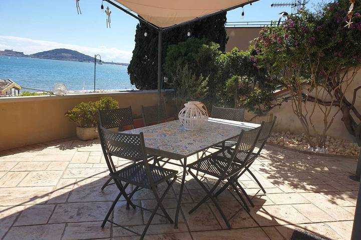 Ferienhaus für 7 Personen, mit Balkon und Garten - 1