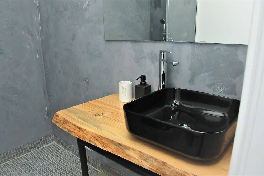 Apartamento inteiro, Villa Rio T2- Valada in Valada, Rio Tejo