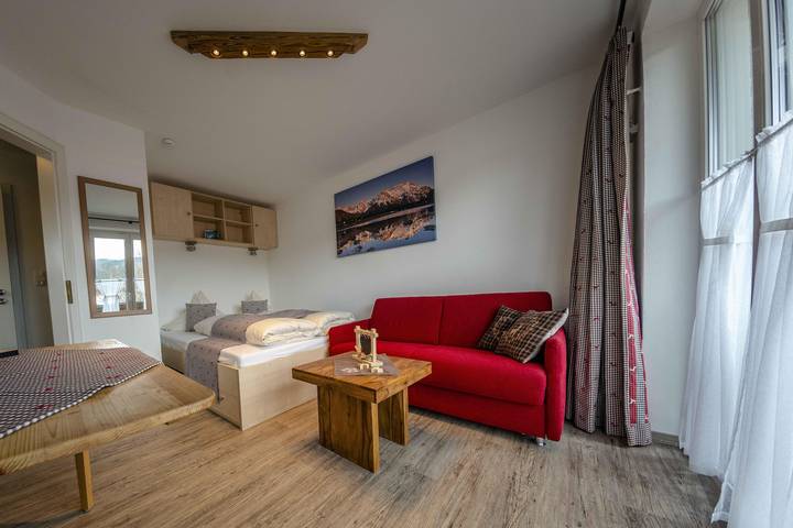 Ferienwohnung für 3 Personen, mit Terrasse und Ausblick sowie Sauna, mit Haustier im Mittenwald - 4