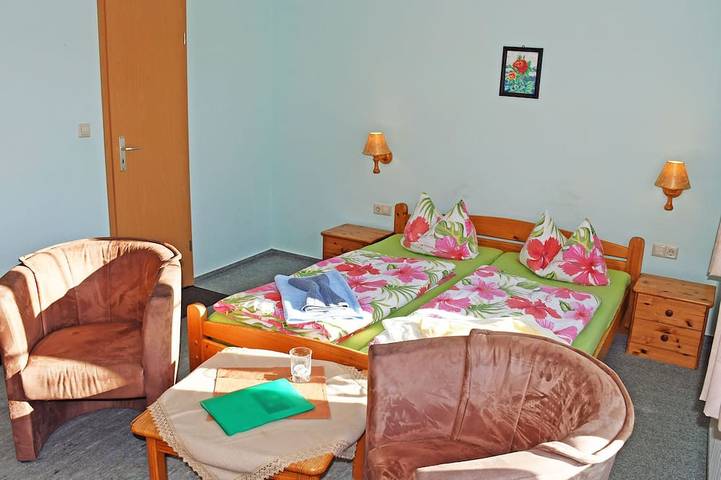 Bed and Breakfast für 2 Personen, mit Garten in Sellin - 2