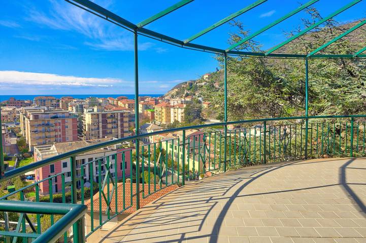 Ferienwohnung für 8 Personen, mit Balkon und Garten in Levanto Kommune - 2