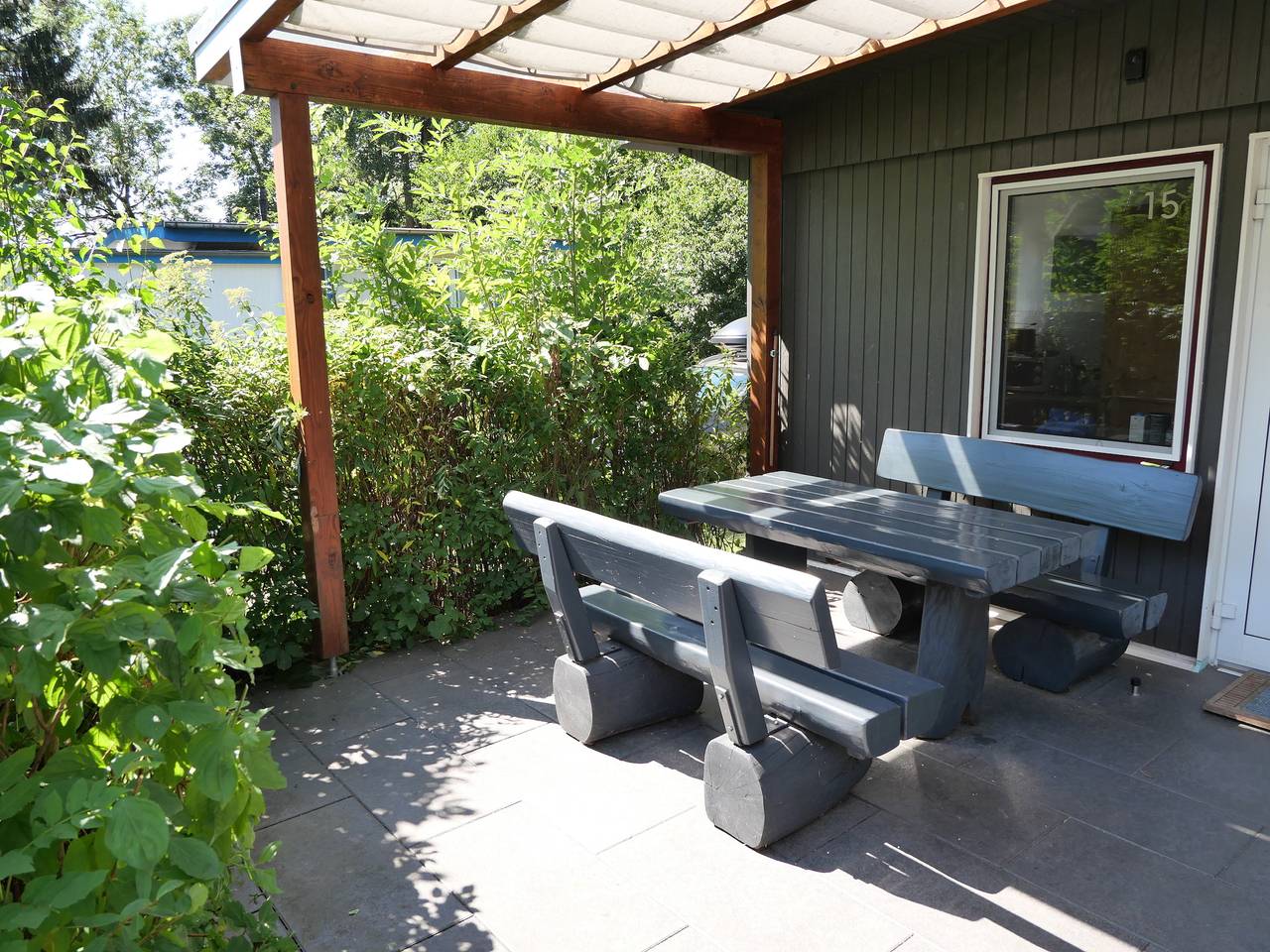 "Goldenes Haus am See mit Boot" in Klein Labenz, Warin