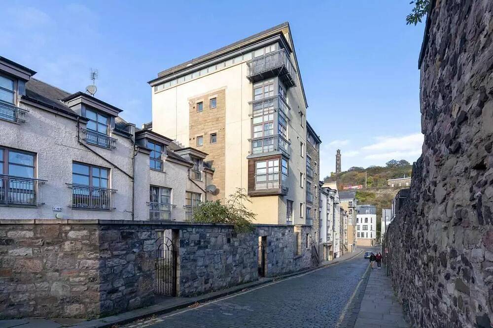 Apartamento entero, Next to the Palace and Royal Mile with parking in Edimburgo, Lothian