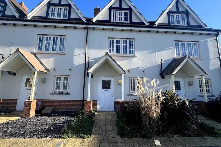 Glamping for 6 people, with garden in Colchester