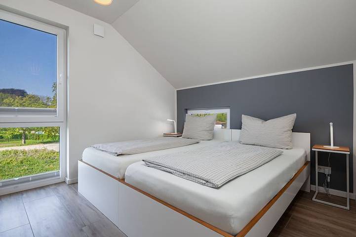 Ferienhaus Rügen-Relax mit hochwertiger moderner Ausstattung in Bodden-Nähe in Vaschvitz, Trent